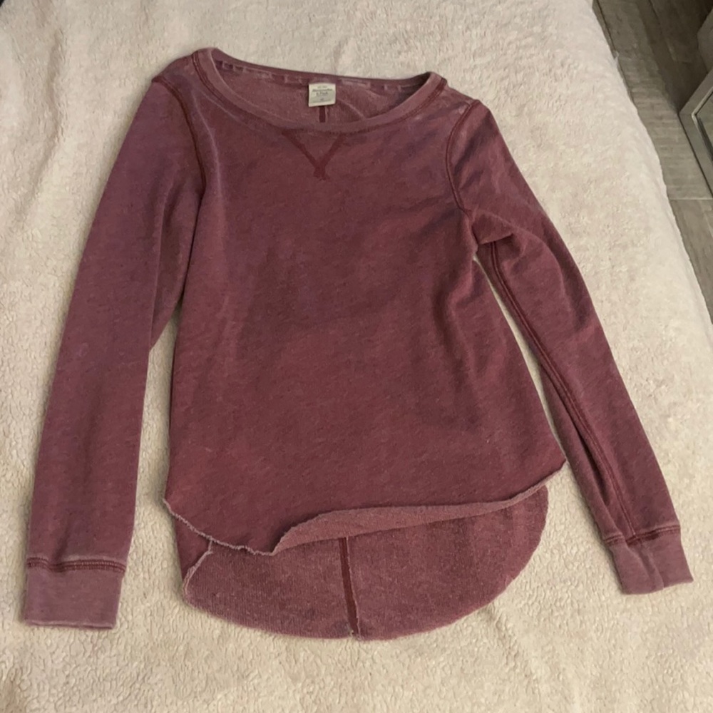 ABERCROMBIE long sleeve with open back